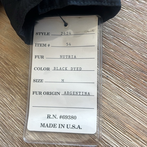 NWT NEIMAN MARCUS BLACK CROPPED QUILTED BARN JACKET FUR LINED gorgeous! - Picture 9 of 15